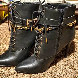 Black Stilleto Chain Boots